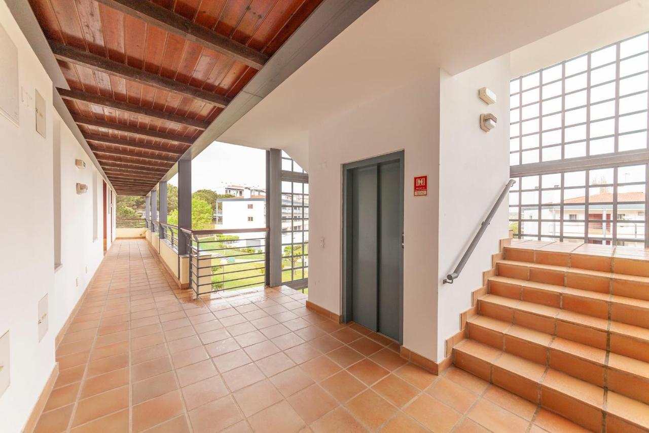 B56 - Marinapark 2013 Apartment Lagos Exterior photo